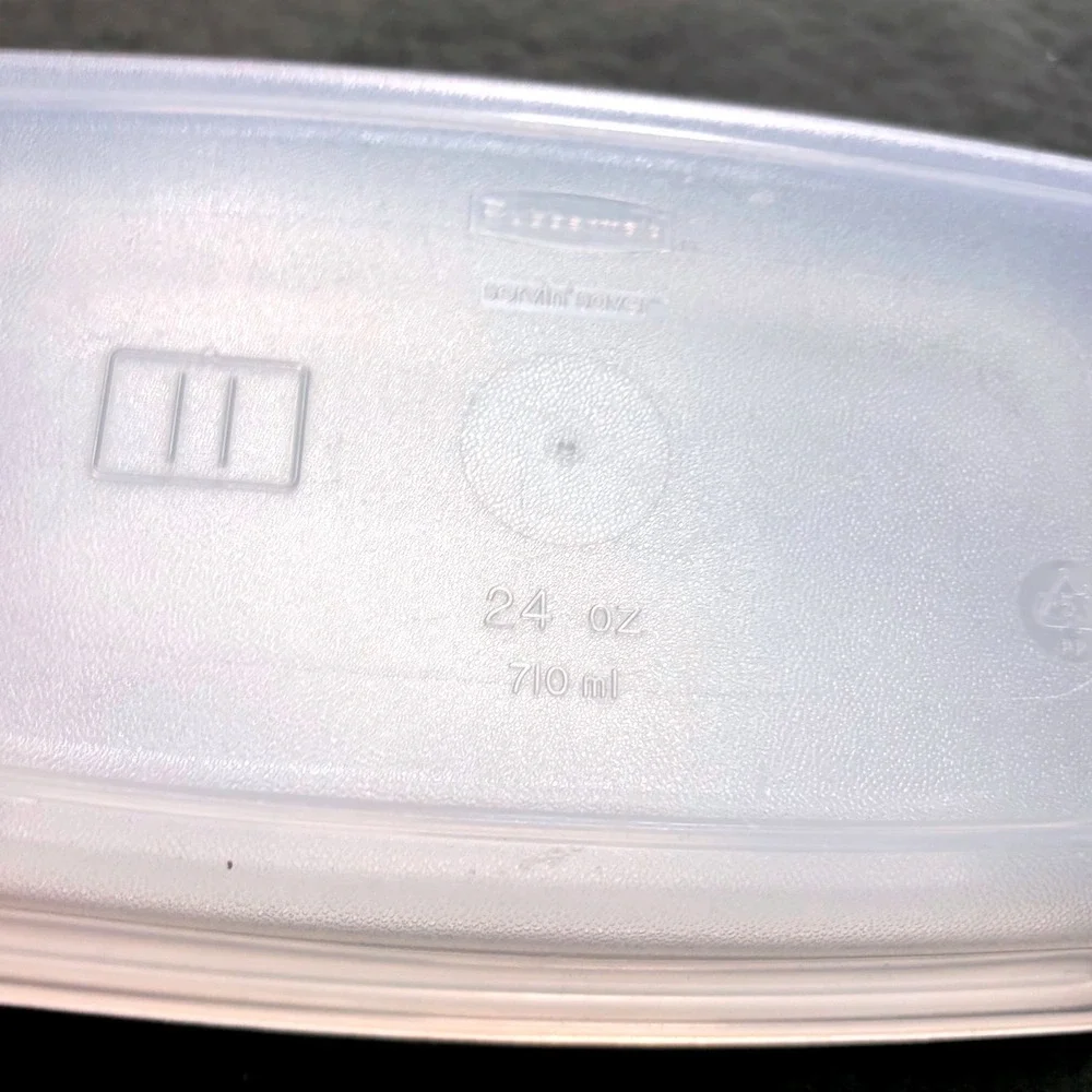 Rubbermaid TakeAlongs Replacement Lid White Rectangle 4 Cup 950ml Container Lid